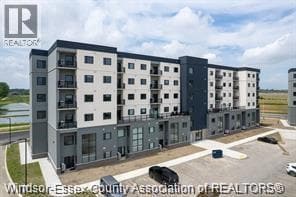 7337 Meo Blvd in Lasalle, ON - Building Photo - Building Photo