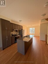 474 Provident Way in Hamilton, ON - Building Photo - Building Photo