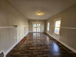 703 Ravenswood Dr in Evansville, IN - Building Photo - Building Photo