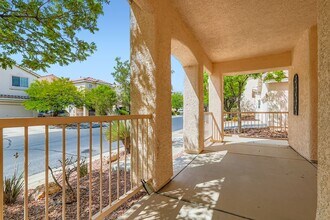 8964 Tom Noon Ave in Las Vegas, NV - Building Photo - Building Photo