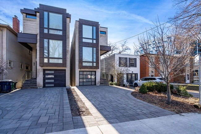 209B Glengarry Ave in Toronto, ON - Building Photo - Building Photo