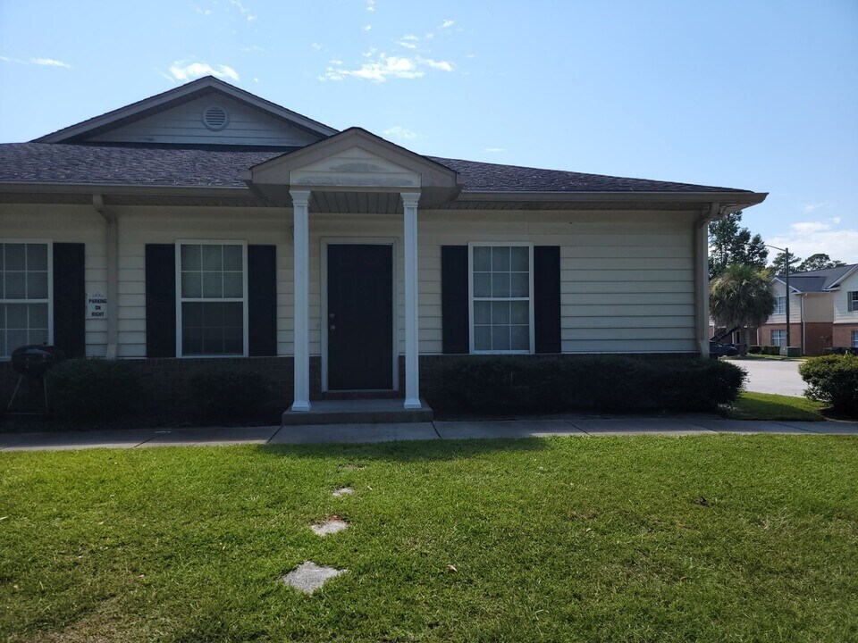 101 Keyport Ct-Unit -103 in Orangeburg, SC - Building Photo