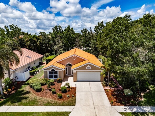 5417 83rd Terrace E in Sarasota, FL - Building Photo - Building Photo
