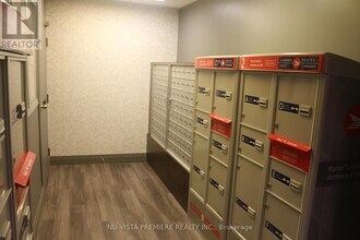 5 Jacksway Crescent in London, ON - Building Photo - Building Photo