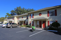 Sun Ridge Apartments in Tampa, FL - Building Photo - Building Photo