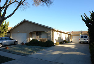 9374-9376 El Cajon St Apartments