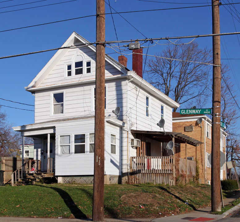 4426 Glenway Ave in Cincinnati, OH - Building Photo