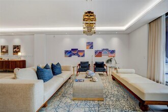 515 Valencia Ave in Coral Gables, FL - Building Photo - Building Photo