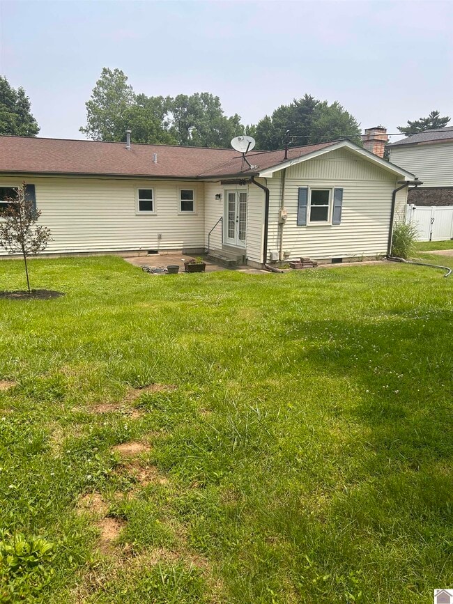160 Kimberly Dr in Paducah, KY - Building Photo - Building Photo
