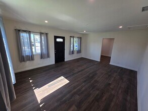 601 S Cypress Ave in Ontario, CA - Building Photo - Building Photo