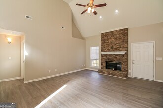 7815 Big Ben Ct in Jonesboro, GA - Building Photo - Building Photo