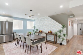 1341 Mariposa Ave in Los Angeles, CA - Building Photo - Building Photo