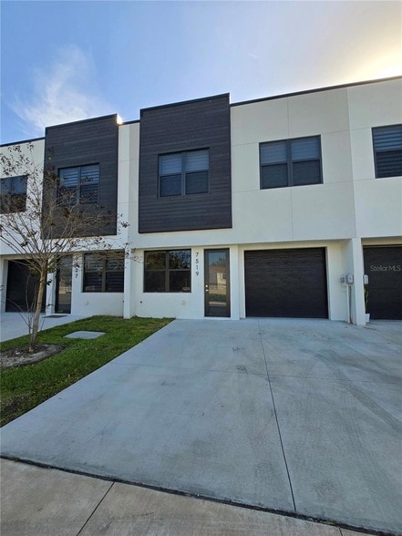 property at 7583 Gesualdo Ct