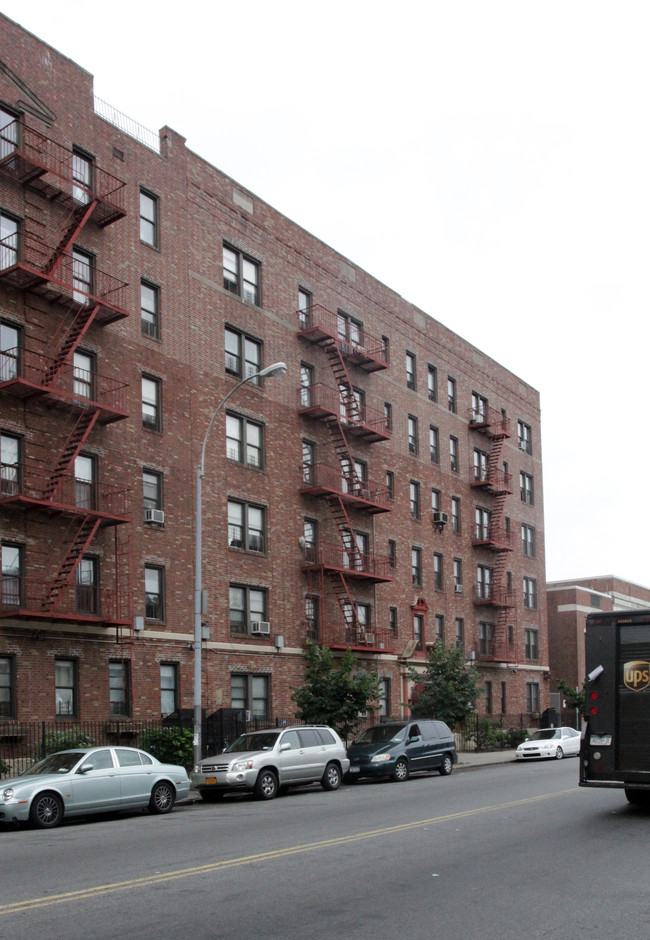 2160 Caton Ave in Brooklyn, NY - Foto de edificio - Building Photo