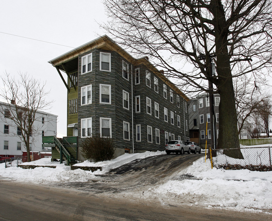 66-68 Waverly St in Worcester, MA - Foto de edificio