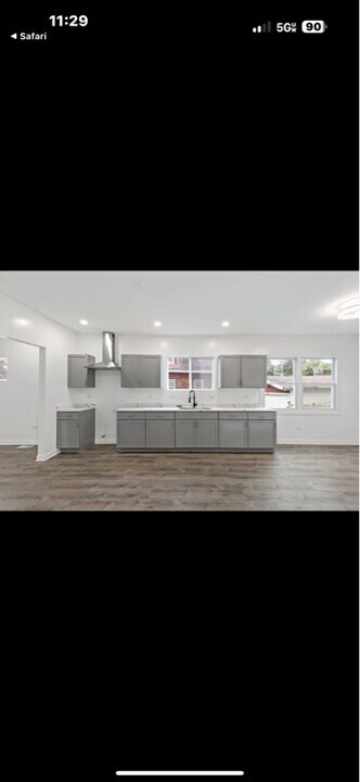 1668 Buena Vista Ave in Chicago Heights, IL - Building Photo