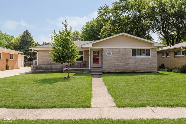 property at 2219 Fisher Ave