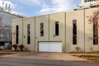 Governor's Park Condominiums in Denver, CO - Building Photo - Building Photo