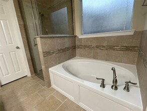 4507 Montcliff Bend Ln in Sugar Land, TX - Building Photo - Building Photo