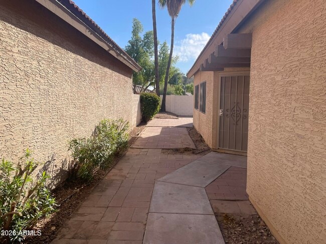 4587 W Harrison St in Chandler, AZ - Building Photo - Building Photo