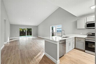 427 Chicago Woods Cir in Orlando, FL - Building Photo - Building Photo