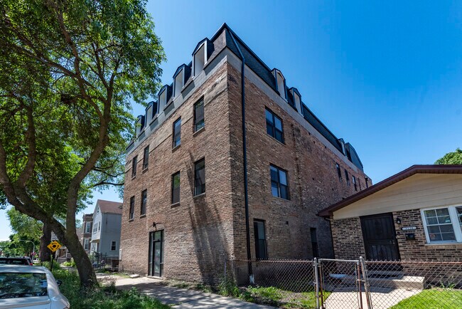 property at 3129 S Lituanica Ave