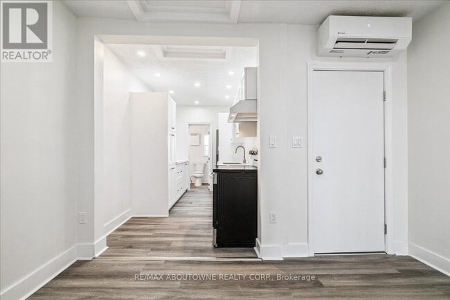 68 Peel St in Norfolk, ON - Building Photo - Building Photo