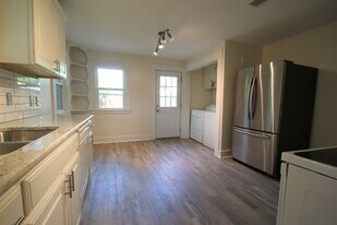 3320 W 5th St in Fort Worth, TX - Building Photo