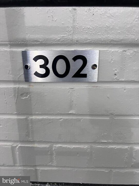 622 Girard St NE in Washington, DC - Building Photo