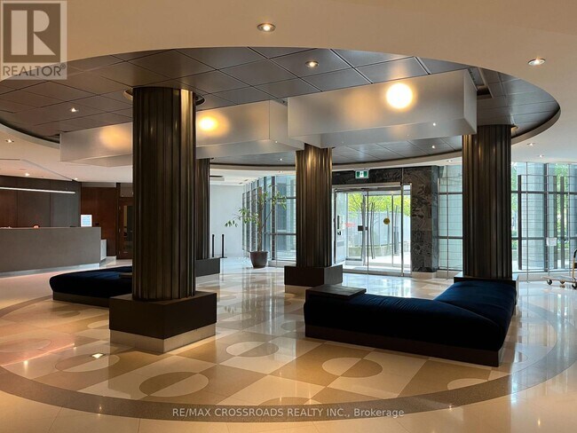 410 Queens Quay W in Toronto, ON - Building Photo - Building Photo