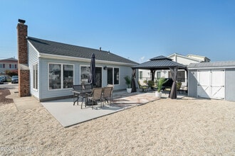 43 Florence Ln in Stafford Township, NJ - Building Photo - Building Photo