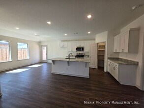 6009 Kauffman Dr in Odessa, TX - Building Photo - Building Photo