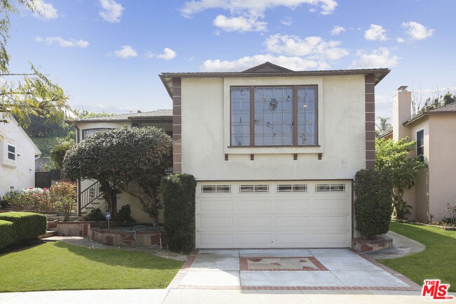 2504 W 101st St in Inglewood, CA - Building Photo - Building Photo