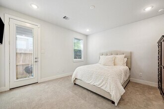 4227 Eli St in Houston, TX - Building Photo - Building Photo