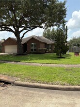 1402 Township Ct in Rosenberg, TX - Building Photo - Building Photo
