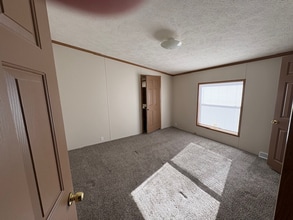 371 Chinkapin Trail in Lapeer, MI - Building Photo - Building Photo