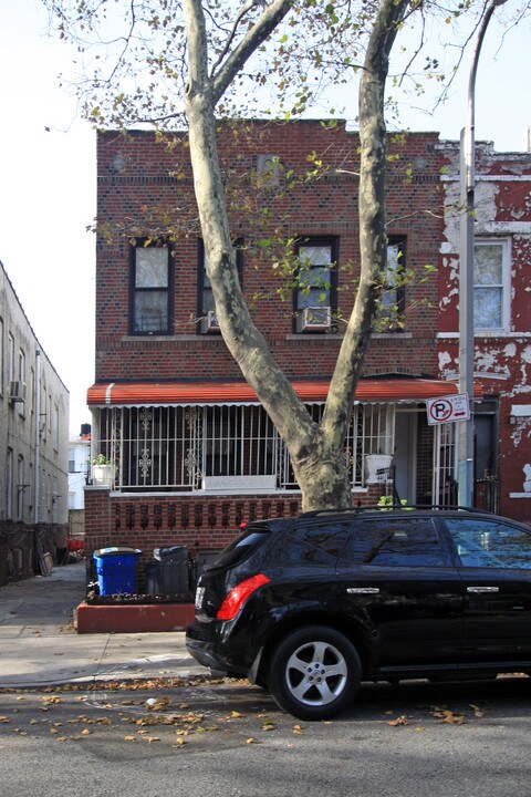 140 E 93rd St in Brooklyn, NY - Foto de edificio