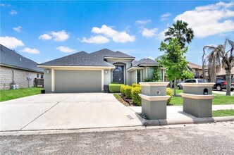 516 Hackberry Ave in Mission, TX - Building Photo - Building Photo