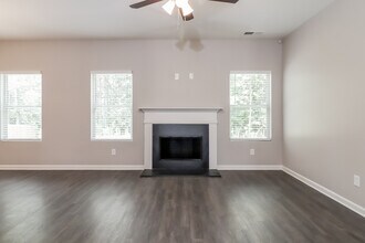425 Daffodil Drive in Temple, GA - Building Photo - Building Photo