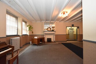 3836 N Fremont St in Chicago, IL - Building Photo - Building Photo