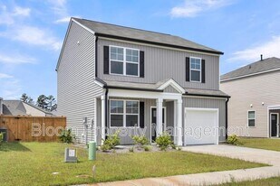 803 Lilyford Ln in Summerville, SC - Building Photo