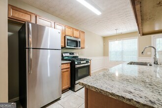 534 Shadow Valley Ct in Lithonia, GA - Building Photo - Building Photo