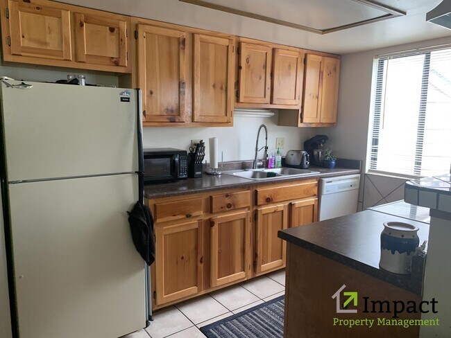 12470 W Nevada Pl in Lakewood, CO - Building Photo - Building Photo