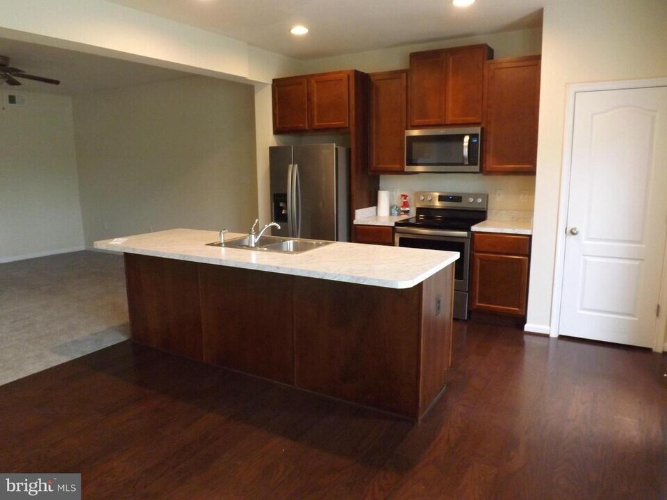126 Oflannery Ct in Martinsburg, WV - Building Photo