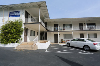 Governor's Apartments in Austin, TX - Building Photo - Building Photo