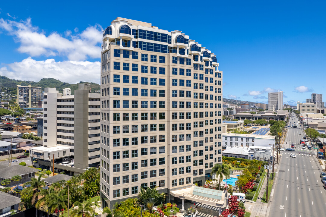 Queen Victoria Condominiums in Honolulu, HI - Foto de edificio