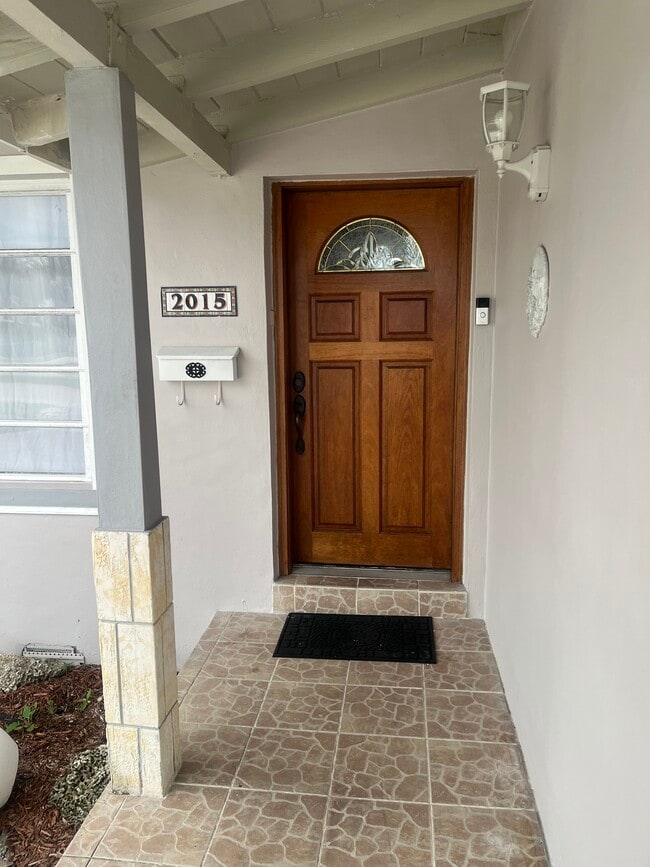 2015 SW 85th Ave, Unit apt in single family home in Miami, FL - Building Photo - Building Photo