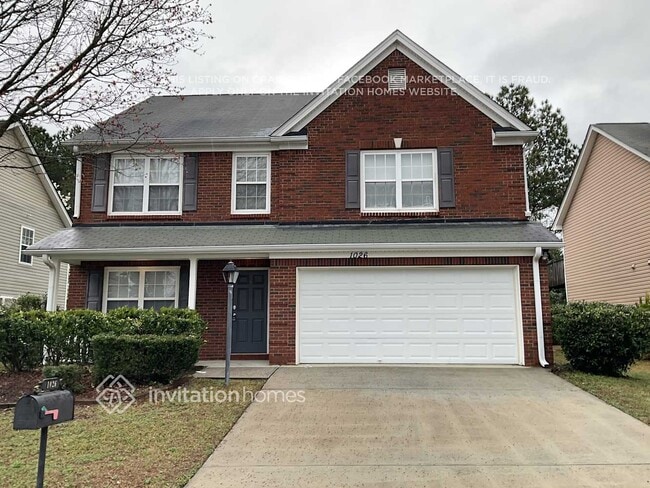 property at 1026 Hawthorn Ln