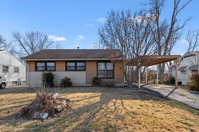 308 Shepley Dr in St. Louis, MO - Building Photo