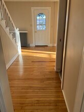 122 South Ave, Unit 122 South Ave in Lewiston, ME - Building Photo - Building Photo